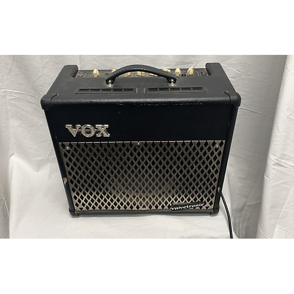 Used VOX VT30 Valvetronix 1x10 30W Guitar Combo Amp | Guitar Center