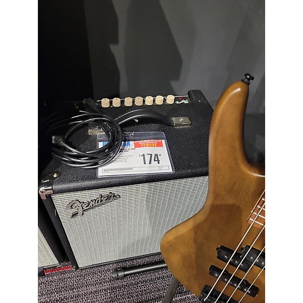 Used Fender Rumble V3 40W 1x10 Bass Combo Amp Guitar Center