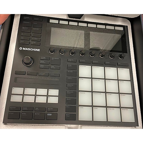 Used Native Instruments Maschine MK3 MIDI Controller | Guitar Center