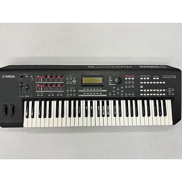 Used Yamaha MOXF6 61 Key Keyboard Workstation | Guitar Center