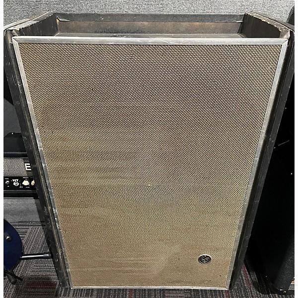 Used Used Standel Artist 30 4x10 Guitar Cabinet