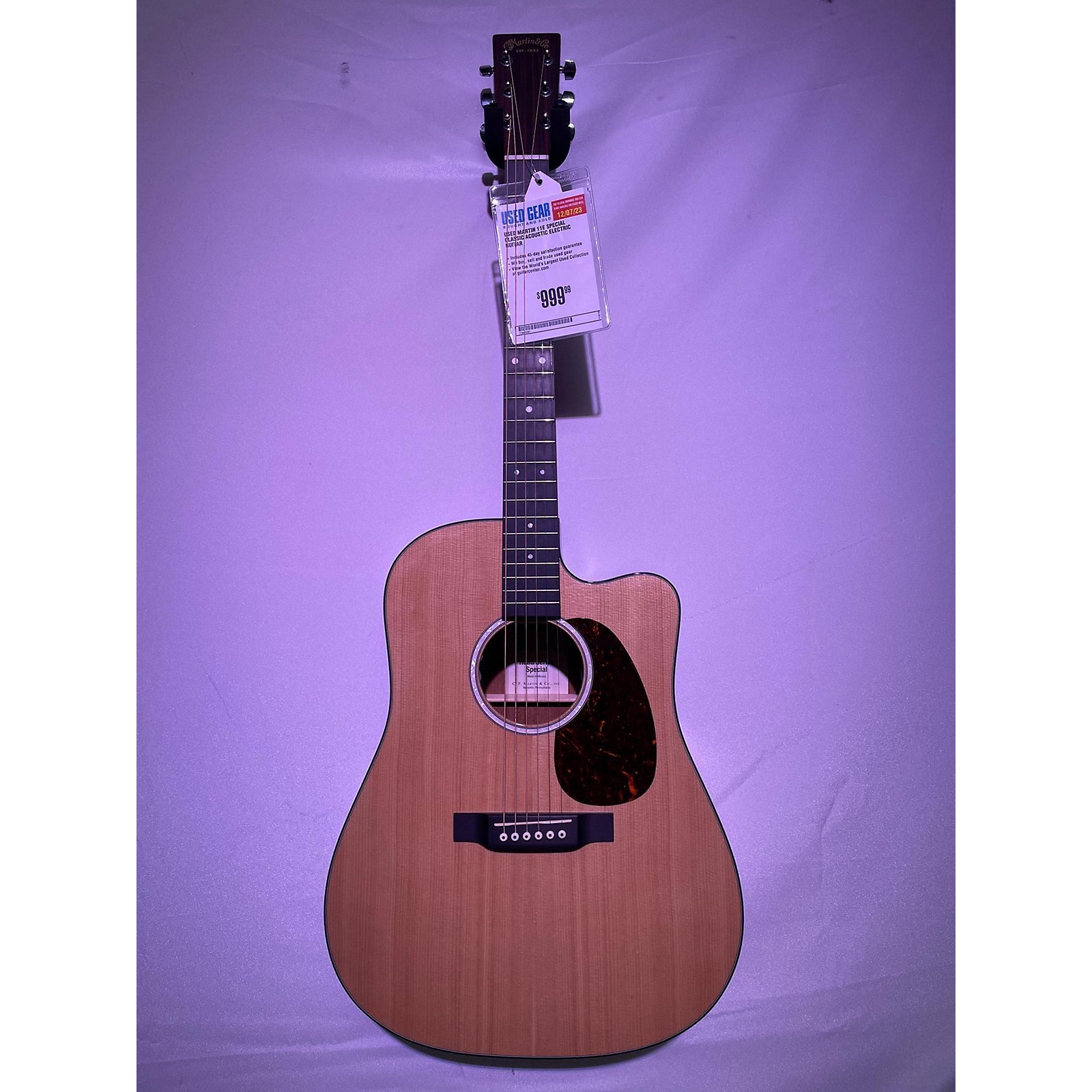 Guitar Center Newr Me 27 - qcac35p