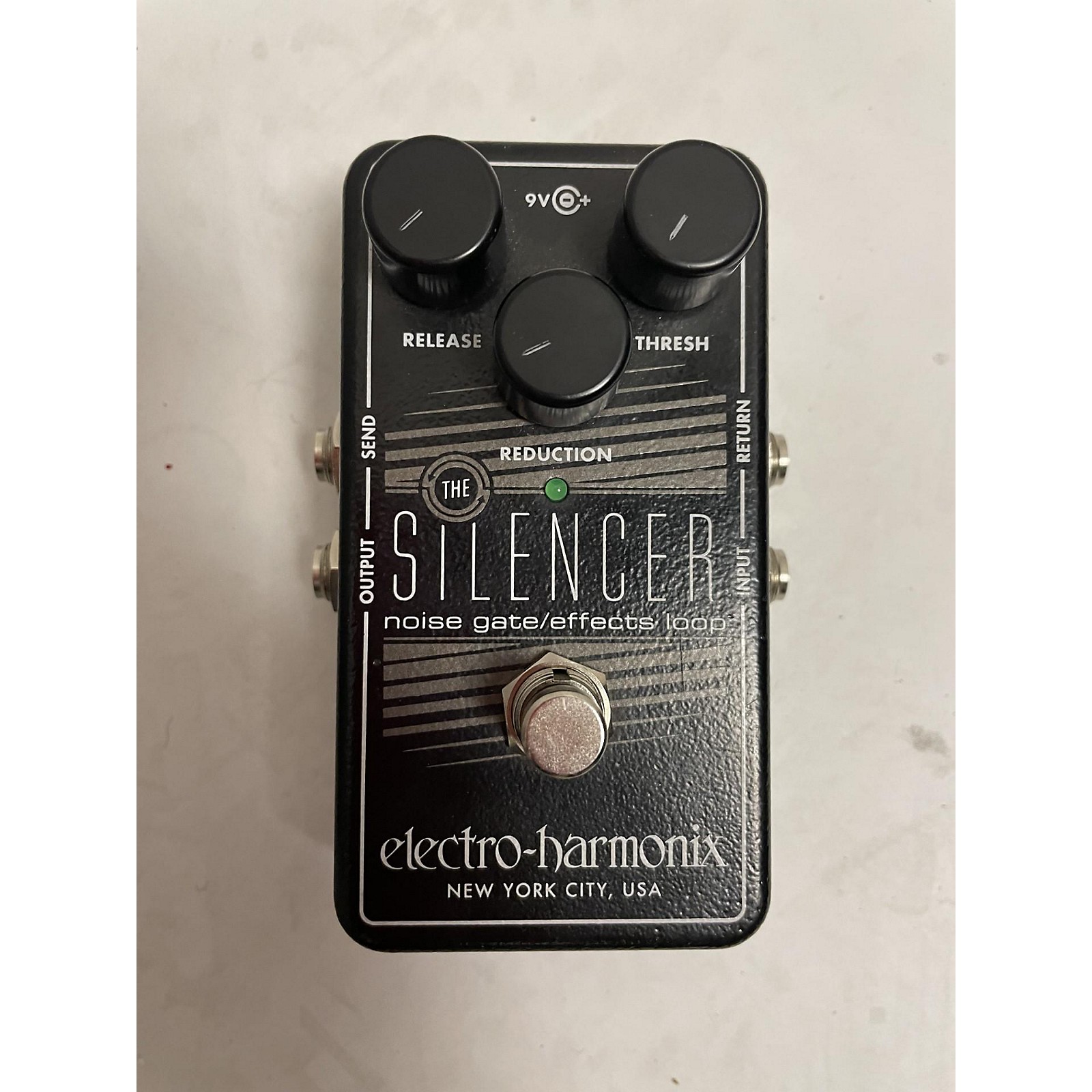 Electro Harmonix Silencer Noise Gate and Effect Loop - Town Center Music