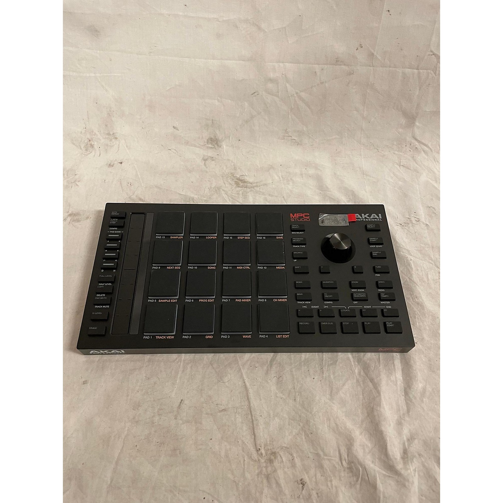 Used Akai Professional MPC STUDIO BLACK Production Controller