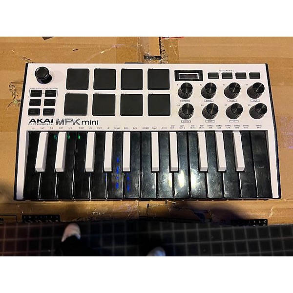  Akai Professional MPK Mini MKII