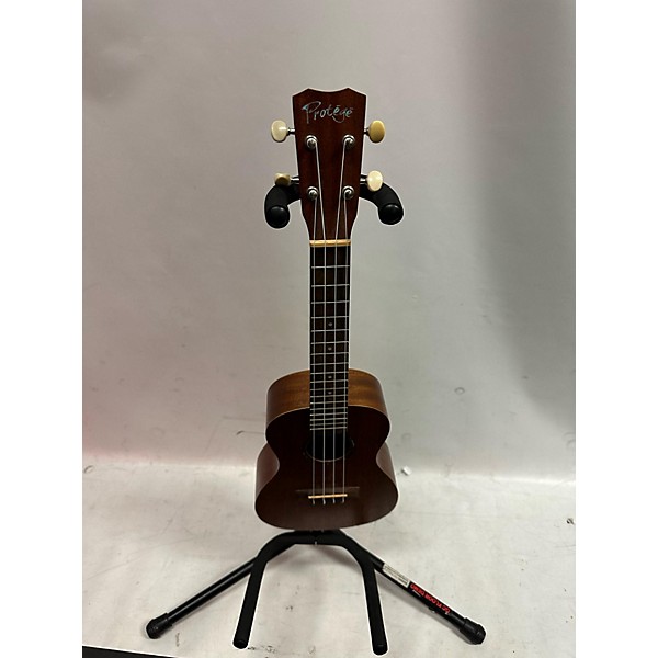 Cordoba protege deals u1m concert ukulele