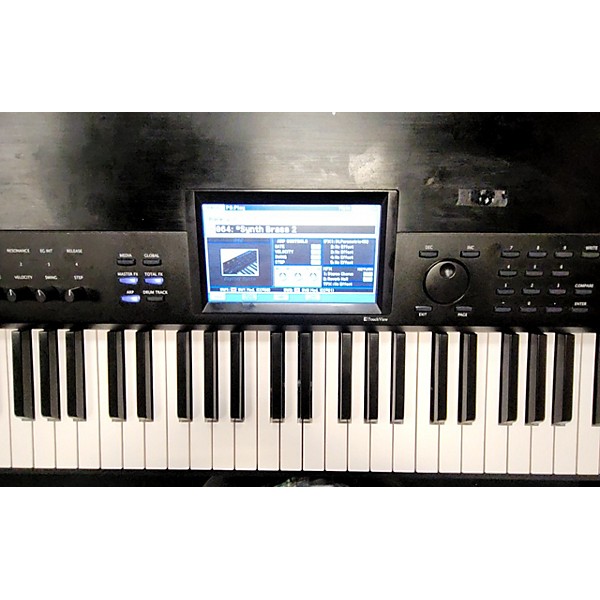 Used KORG Krome 88 Key Keyboard Workstation