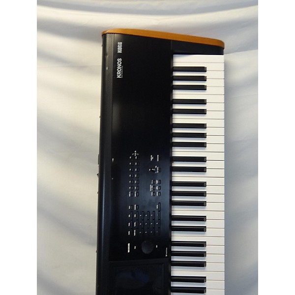 Used KORG Kronos2-88 Keyboard Workstation