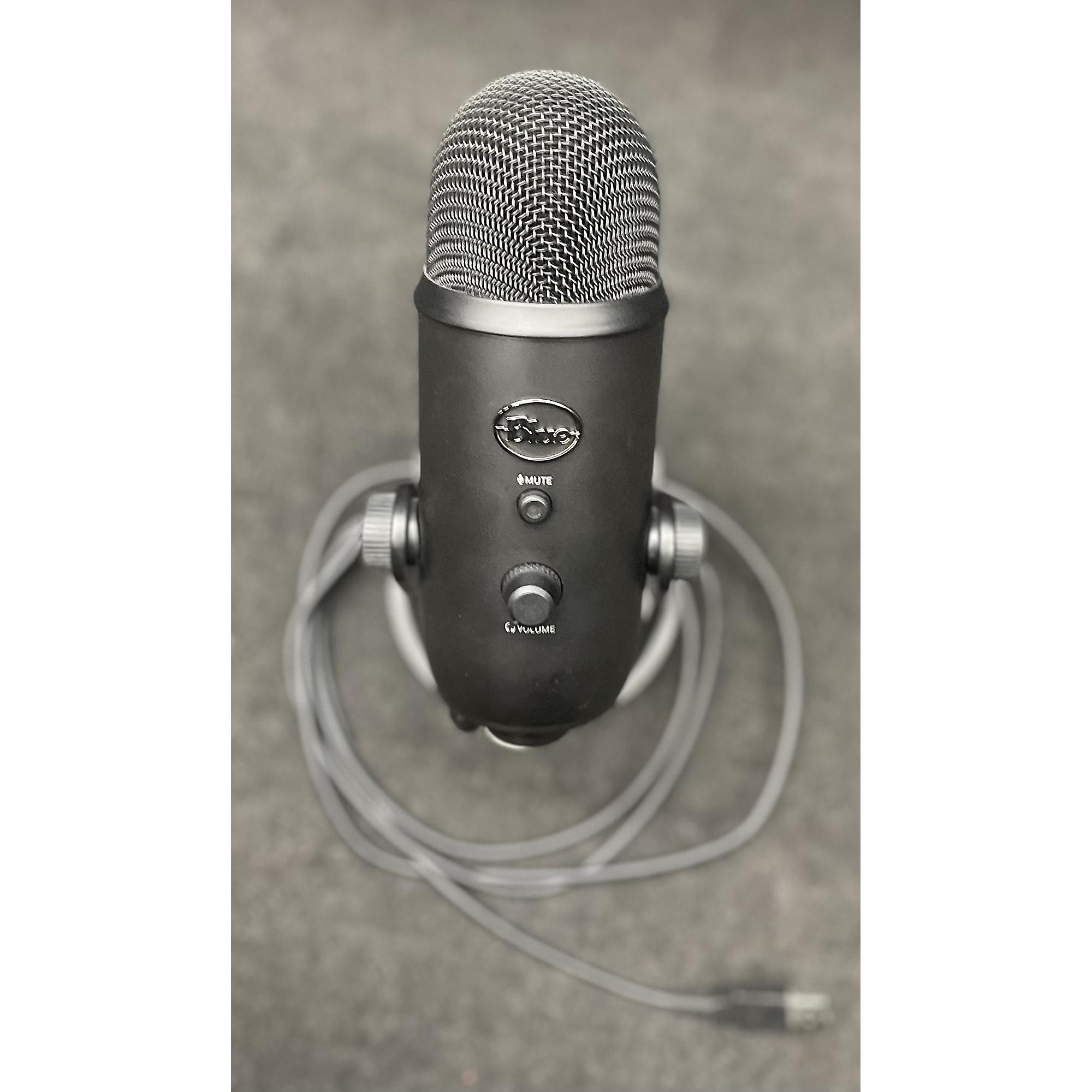 USED) Blue Yeti Pro USB Condenser Microphone