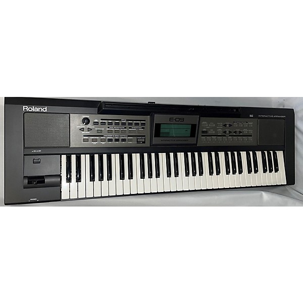 Used Roland E09 Arranger Keyboard Guitar Center