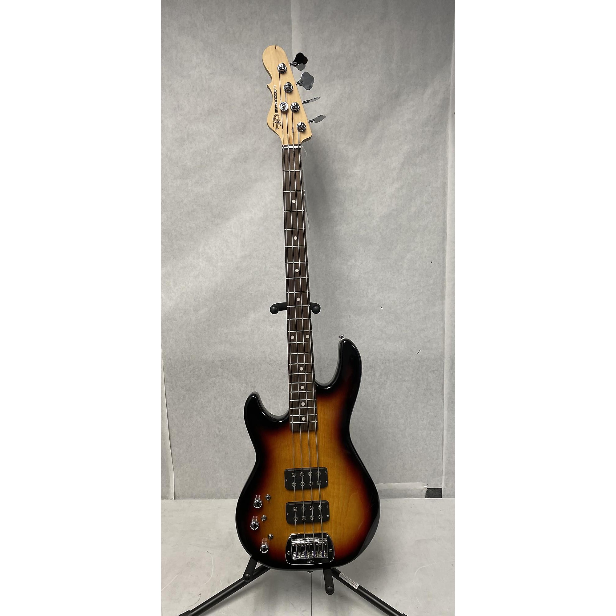 Used G&L Tribute L2000 Electric Bass Guitar 2 Color Sunburst