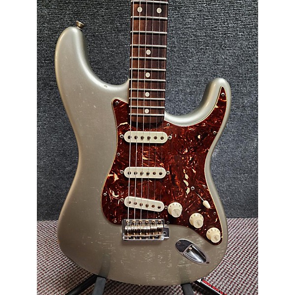 Used Fender 2011 1960S Relic Stratocaster Solid Body Electric Guitar