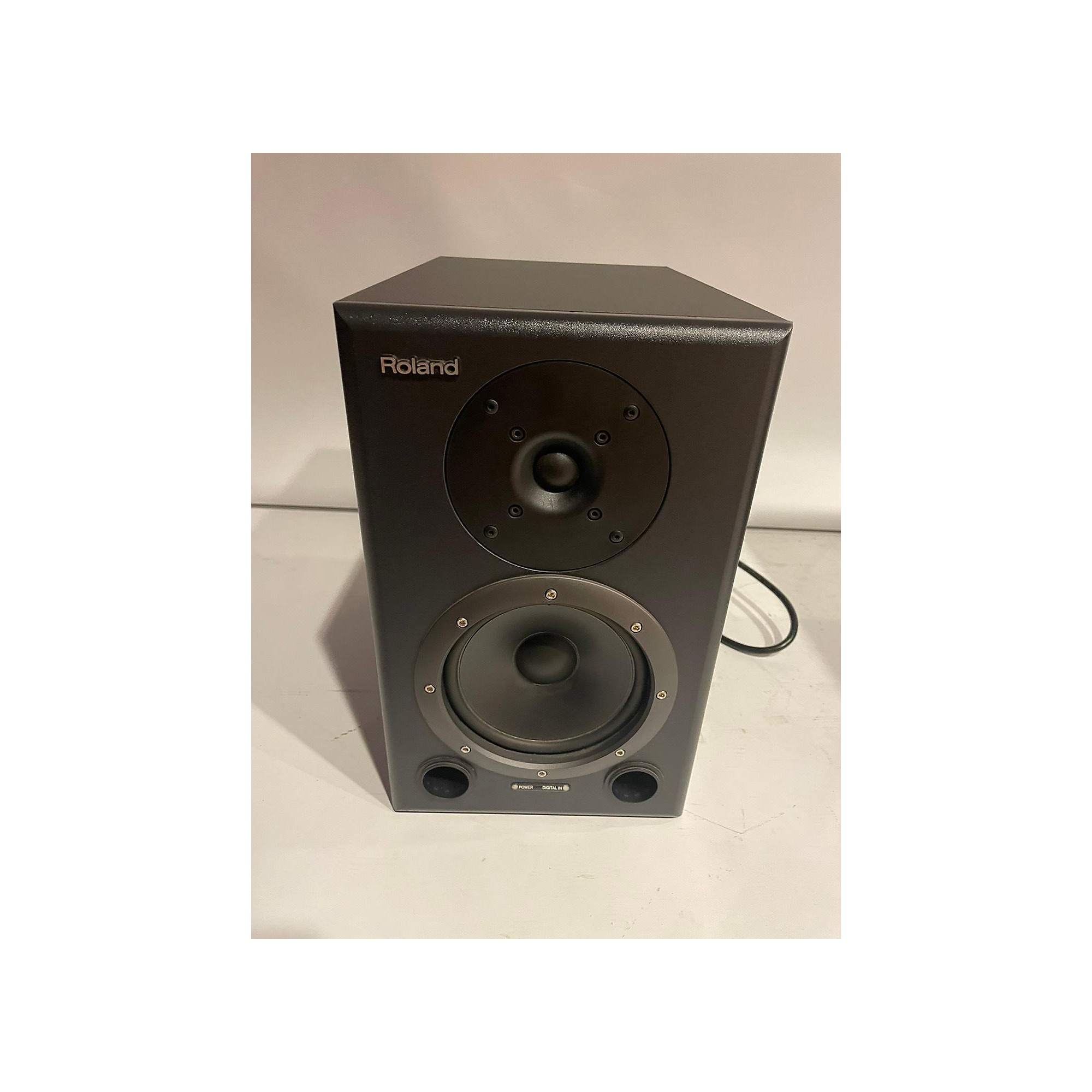 Roland best sale studio monitors