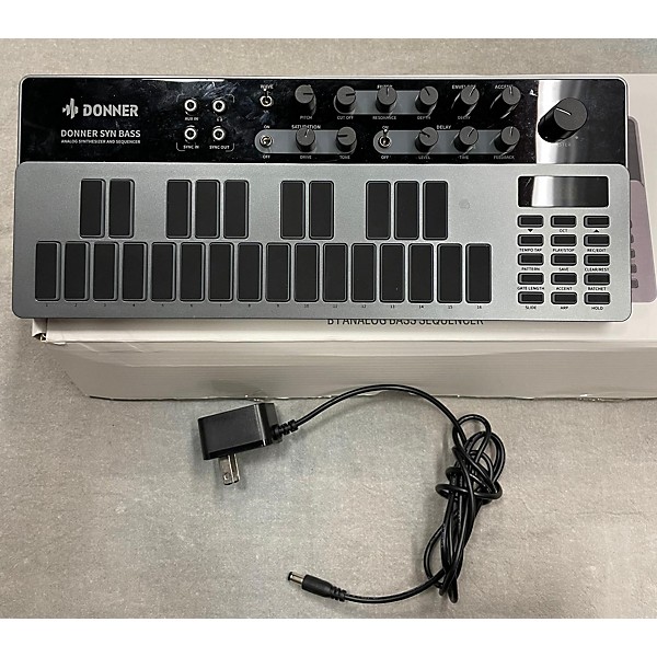 Used Donner B1 Analog Bass Sequencer Synthesizer | Guitar Center