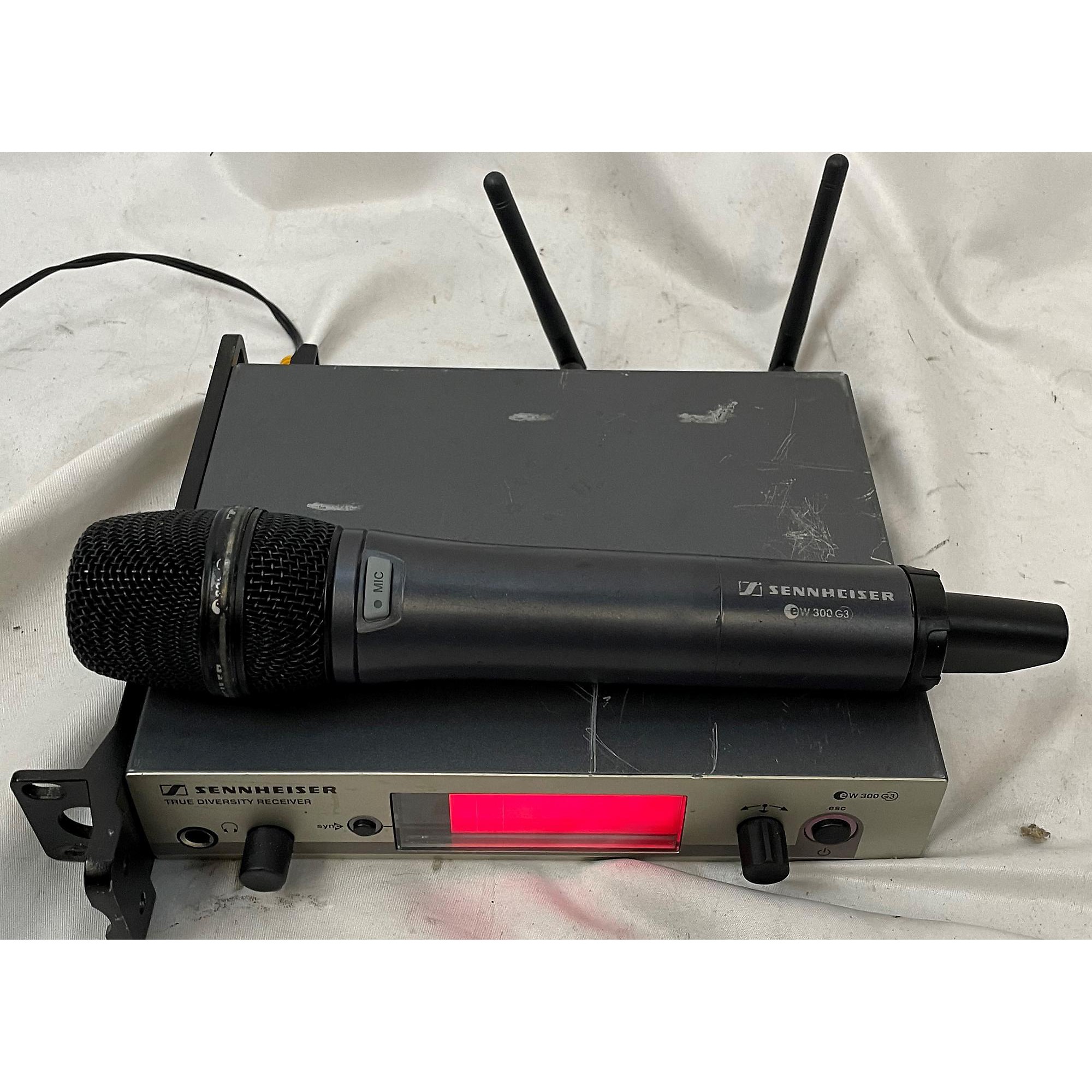 Sennheiser ew best sale 300 g3 microphone