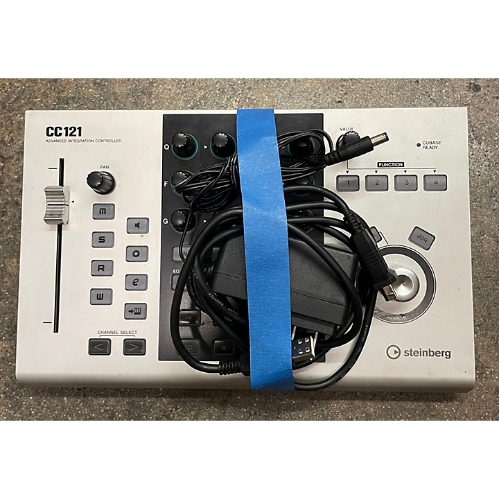 steinberg CC121 フィジカルコントローラー Steinberg CC121 Control Surface for Cubase | Sweetwater