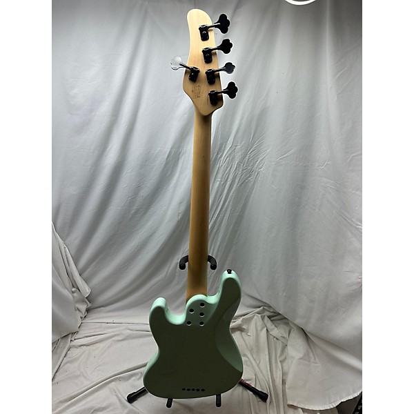 Used Focusrite Scarlett 2i2 Gen 3 Audio Interface Guitar Center