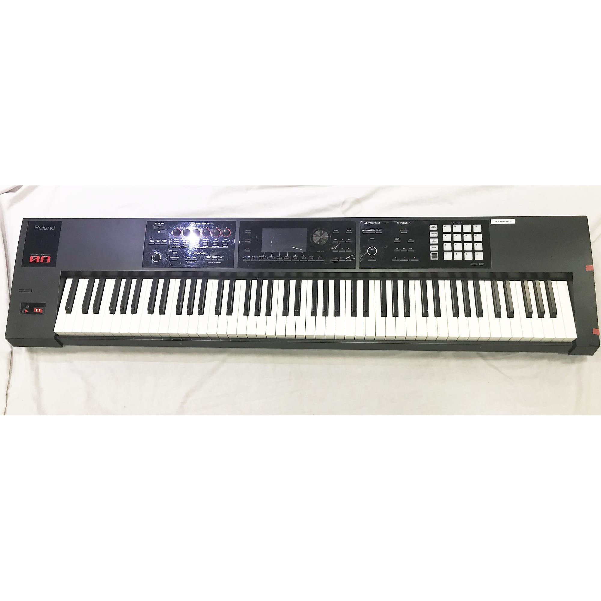 Used Roland FA08 Keyboard Workstation | Guitar Center