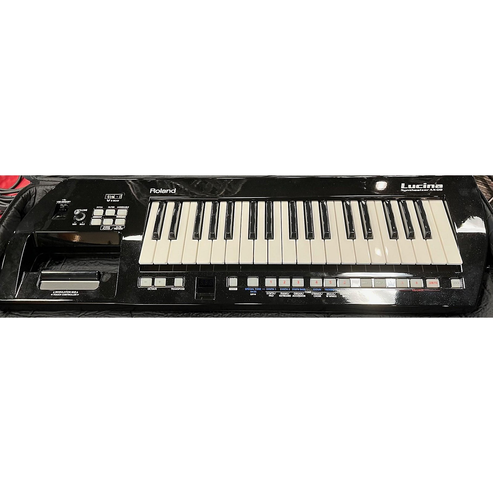 Used Roland Lucina AX09 37 Key Synthesizer | Guitar Center