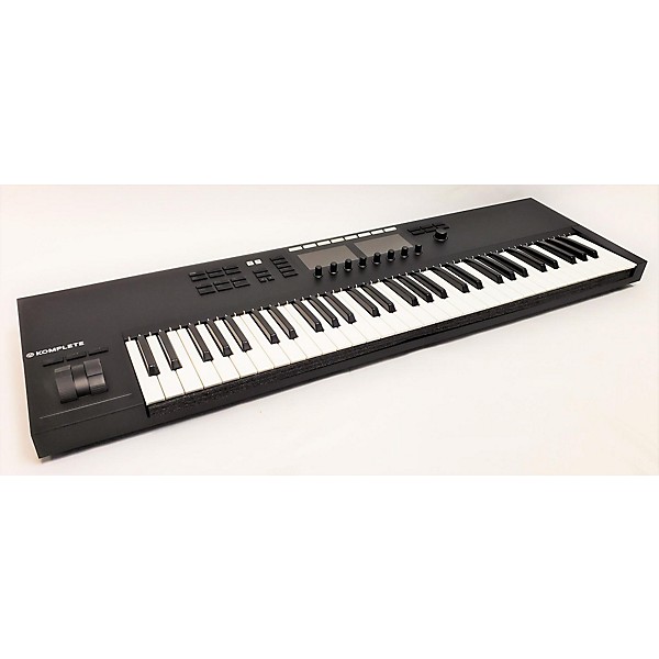 Used Native Instruments Komplete Kontrol S61 MK2 MIDI Controller