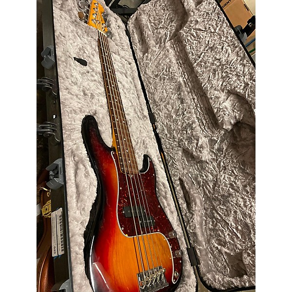 Used Fender AMERICAN PROFESSIONAL II PRESICION BASS V Electric Bass Guitar