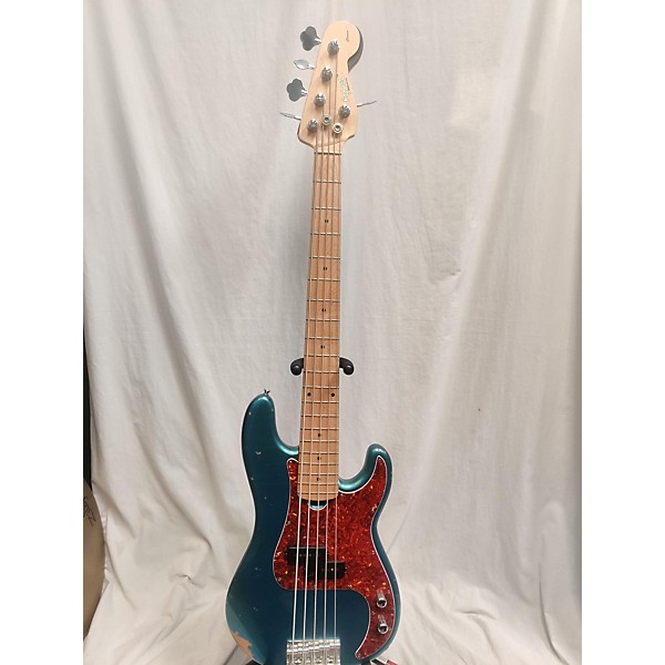 Used Roscoe Classic 5 Electric Bass Guitar