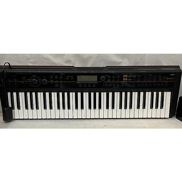 Used KORG Kross 61 Key Keyboard Workstation | Guitar Center