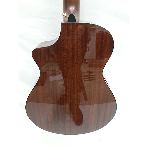 Used Breedlove Organic Solo Pro CE Red Cedar-African Mahogany Concert Classical Acoustic Electric Guitar
