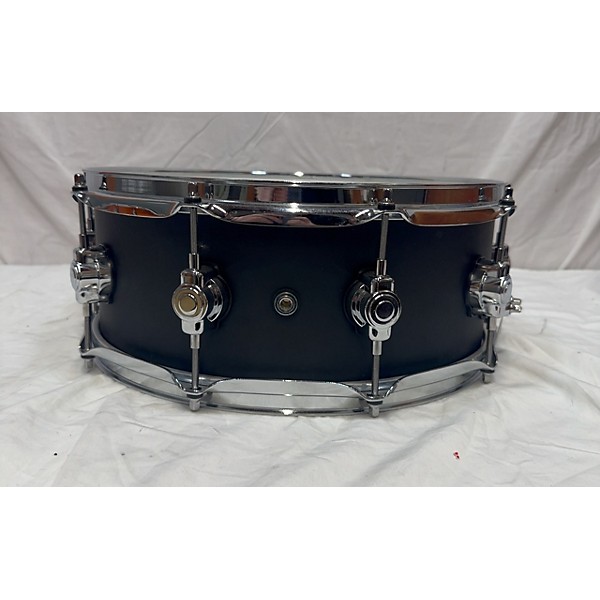 Used DW 5.5X14 Design Series Snare Drum