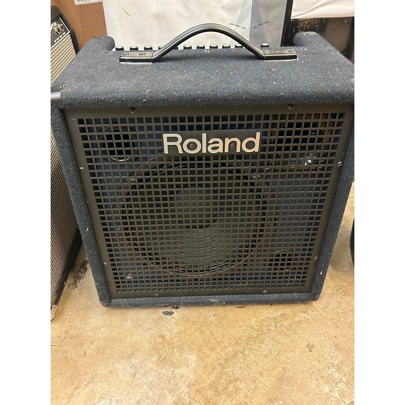 Used Roland KC400 1x12 150W Keyboard Amp | Guitar Center