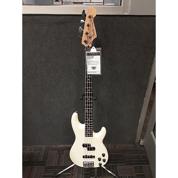 Used Vintage 1980s Fender Japan Precision Bass Lyte White Electric Bass Guitar