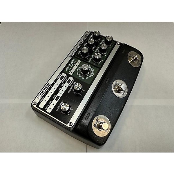 Used BOSS RE202 Effect Pedal