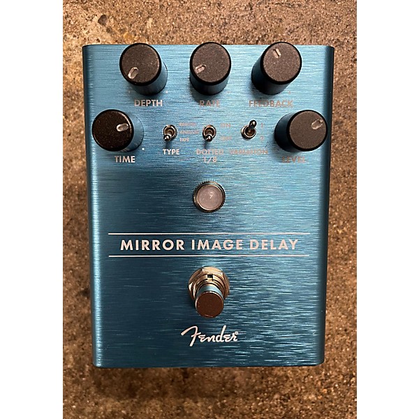 Used Fender Mirror Delay Effect Pedal