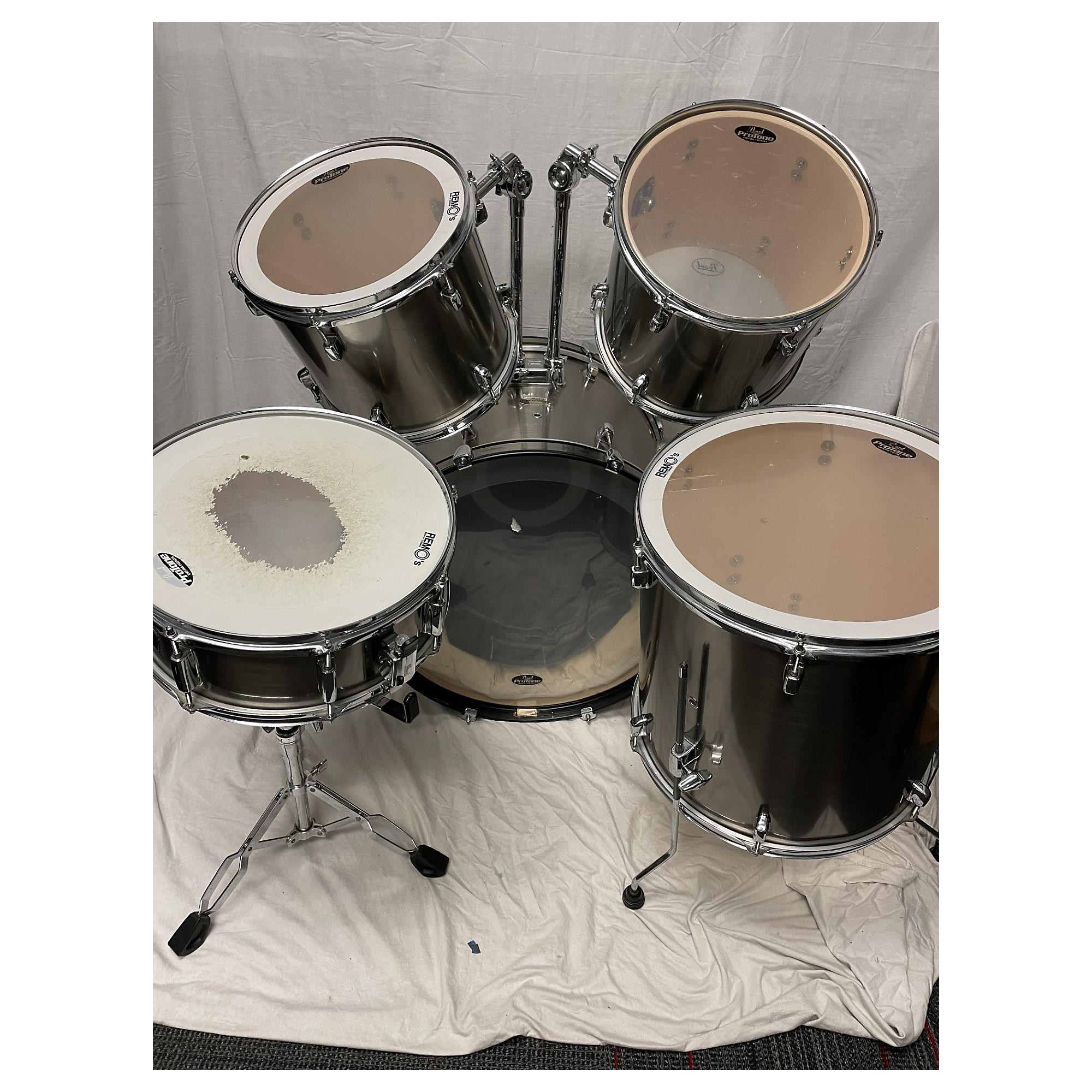 Pearl chrome store drum set