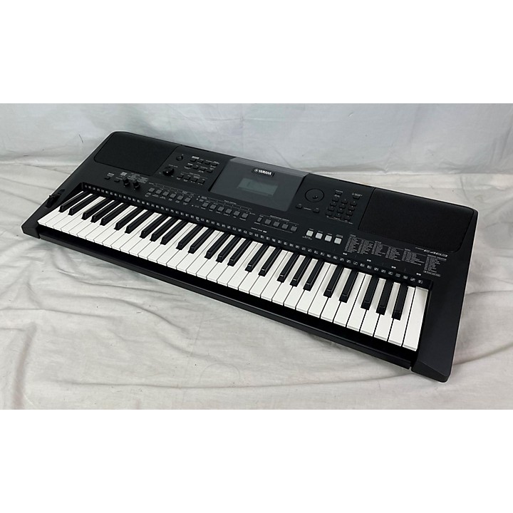 Used Yamaha PSRE463 61 Key Portable Keyboard | Guitar Center