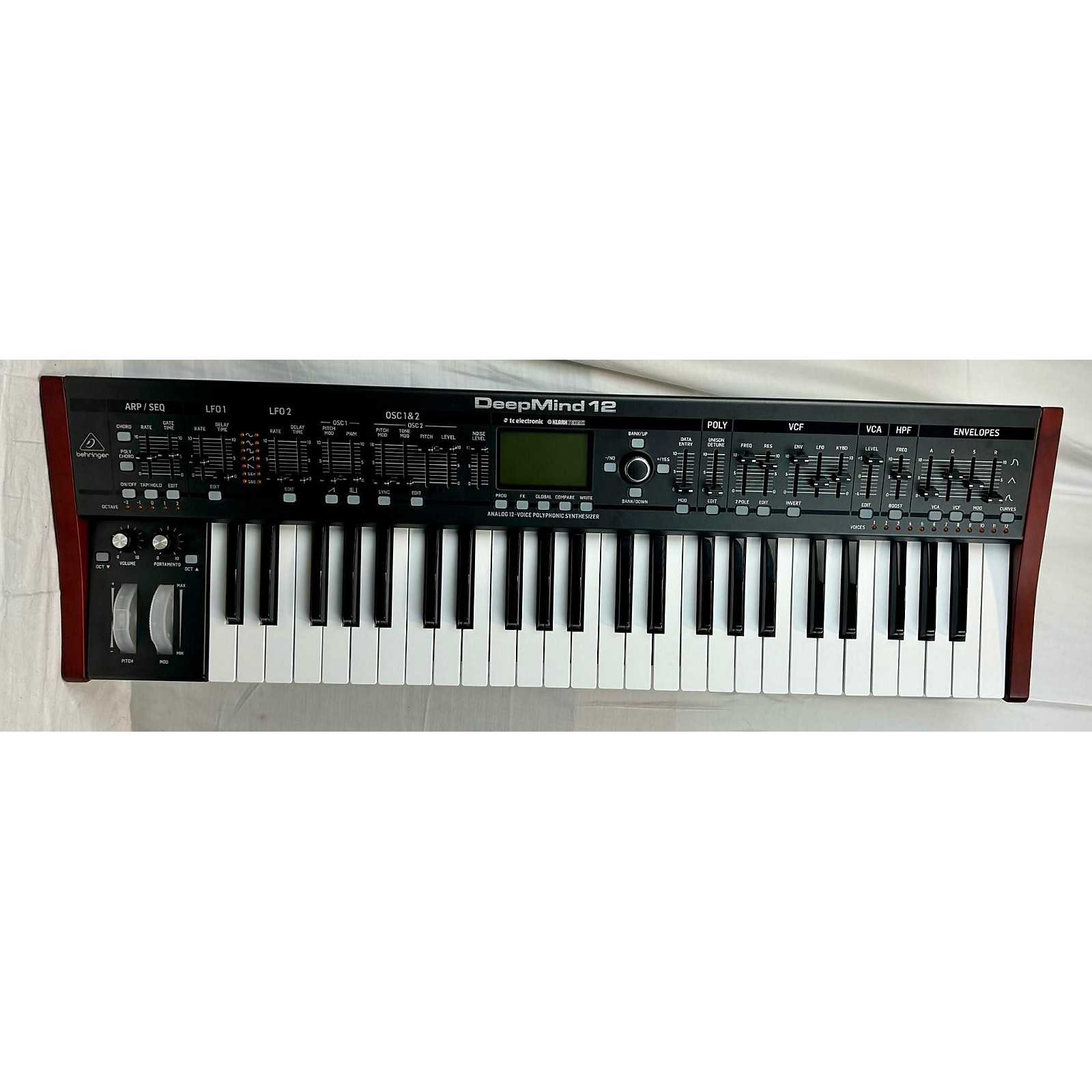 Behringer deepmind outlet 12 used