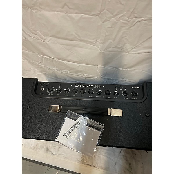 Used Line 6 CATALYST 200 Guitar Combo Amp