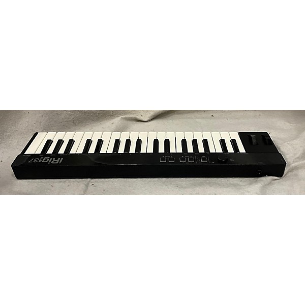 Used Used Irig Keys 37 MIDI Controller