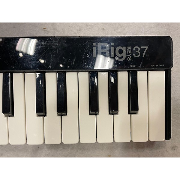 Used Used Irig Keys 37 MIDI Controller