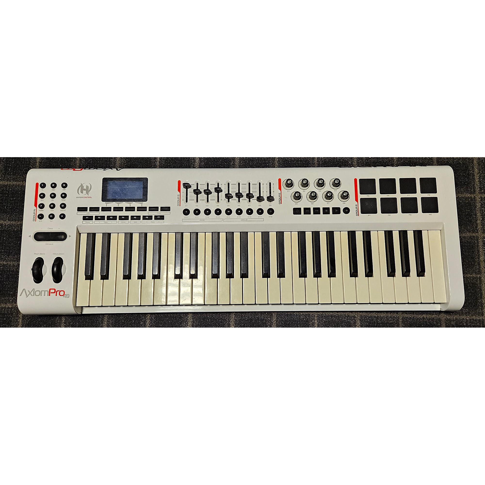 M-Audio Axiom 61 MIDIキーボード　used M-Audio Axiom 61 USB/MIDI Keyboard Controller 9900-51413-10 B&H