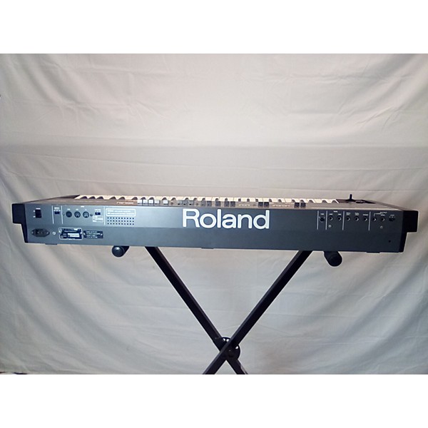 Vintage Roland 1984 Juno-106 Synthesizer