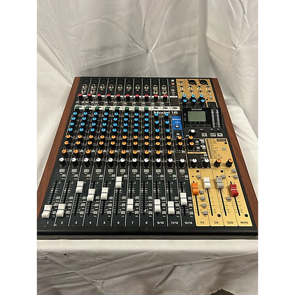Used TASCAM 2019 Model 16 Digital Mixer