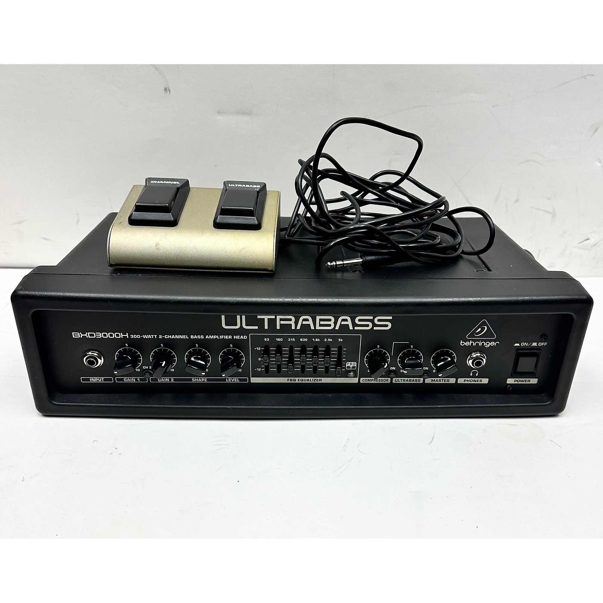 Used Behringer Ultrabass BXD3000H Bass Amp Head | Guitar Center