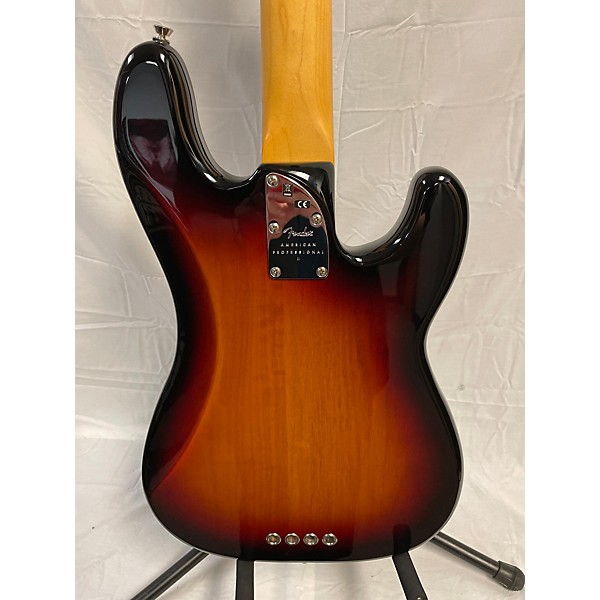 Used Fender Used Fender American Professional II Precision Bass 3 Color Sunburst Electric Bass Guitar