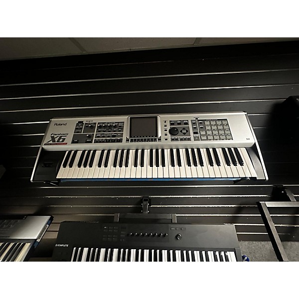 Used Roland Fantom X6 Keyboard Workstation | Guitar Center