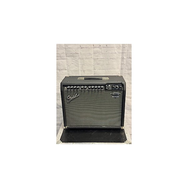Used Fender DELUXE 900 Guitar Combo Amp