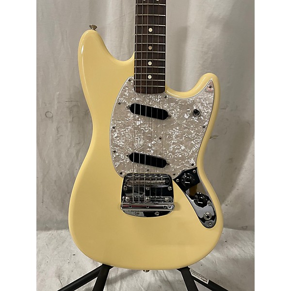 Used Fender American Performer Mustang Solid Body Electric Guitar