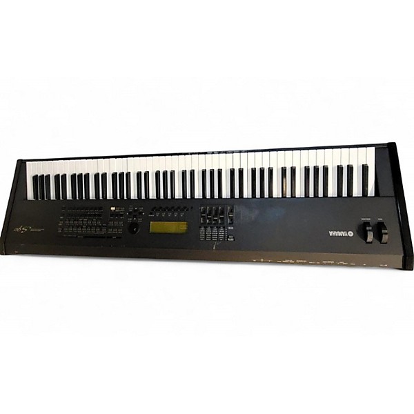 Used Yamaha s90 Keyboard Workstation