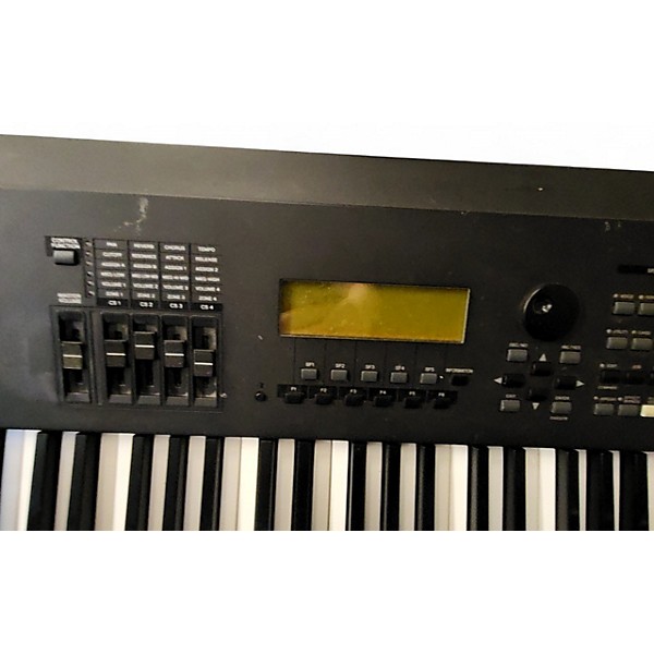 Used Yamaha s90 Keyboard Workstation