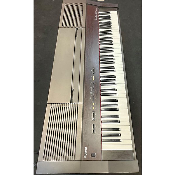 Used Roland HP-2000 Stage Piano
